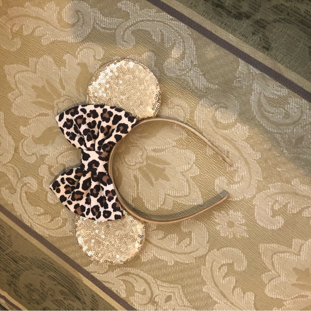 Minnie ears